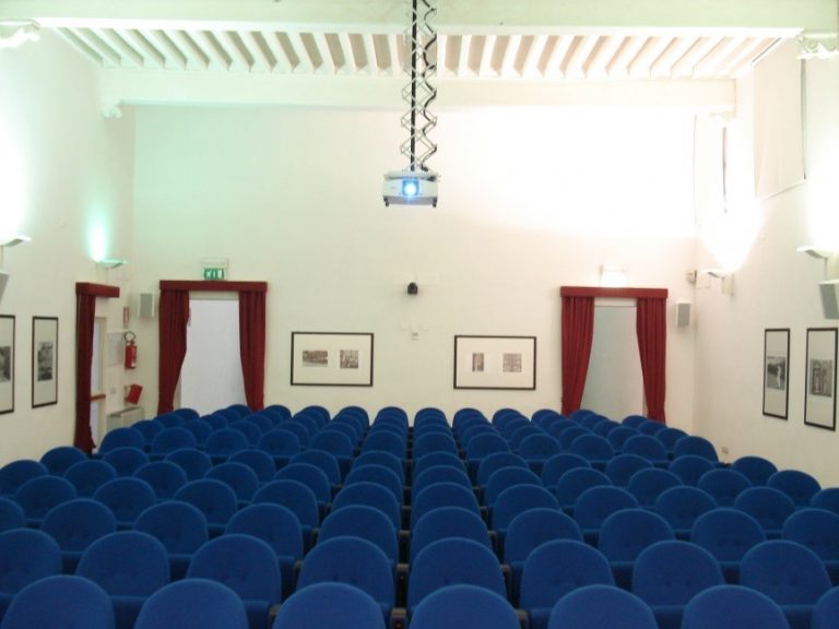 sala convegni Da Massa Carrara_2